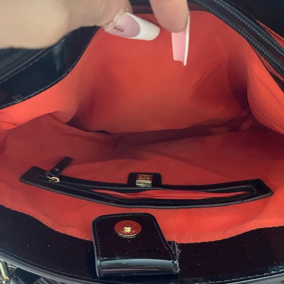 Anne Klein Black and Cream leather Structured Shoulder Bag Sleek Lux Pre-owned​​ - Picture 10 of 13